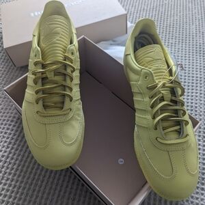 Adidas Humanrace Sambas